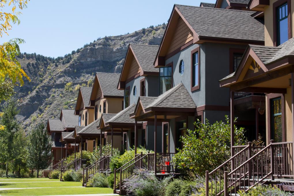 A row of beautiful track homes in Colorado