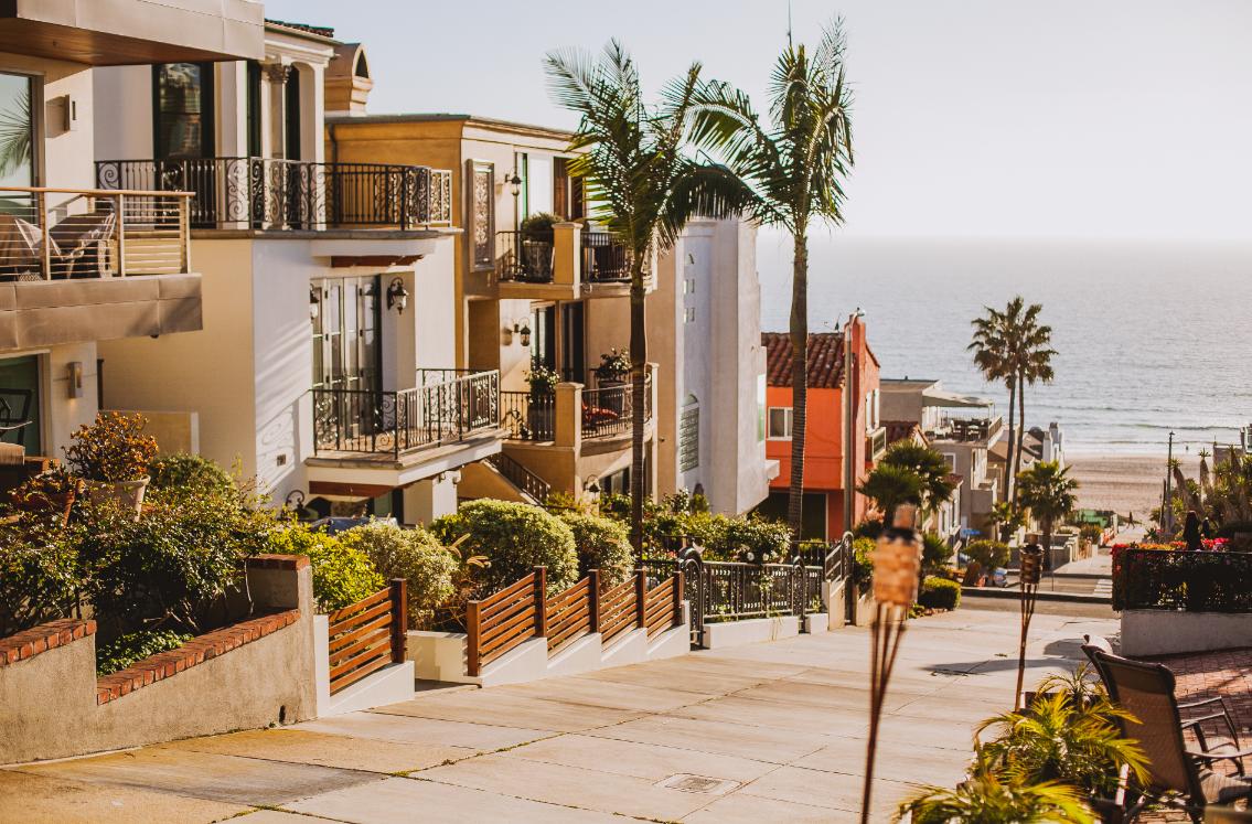 A street leading down to the beach in Manhattan Beach, California